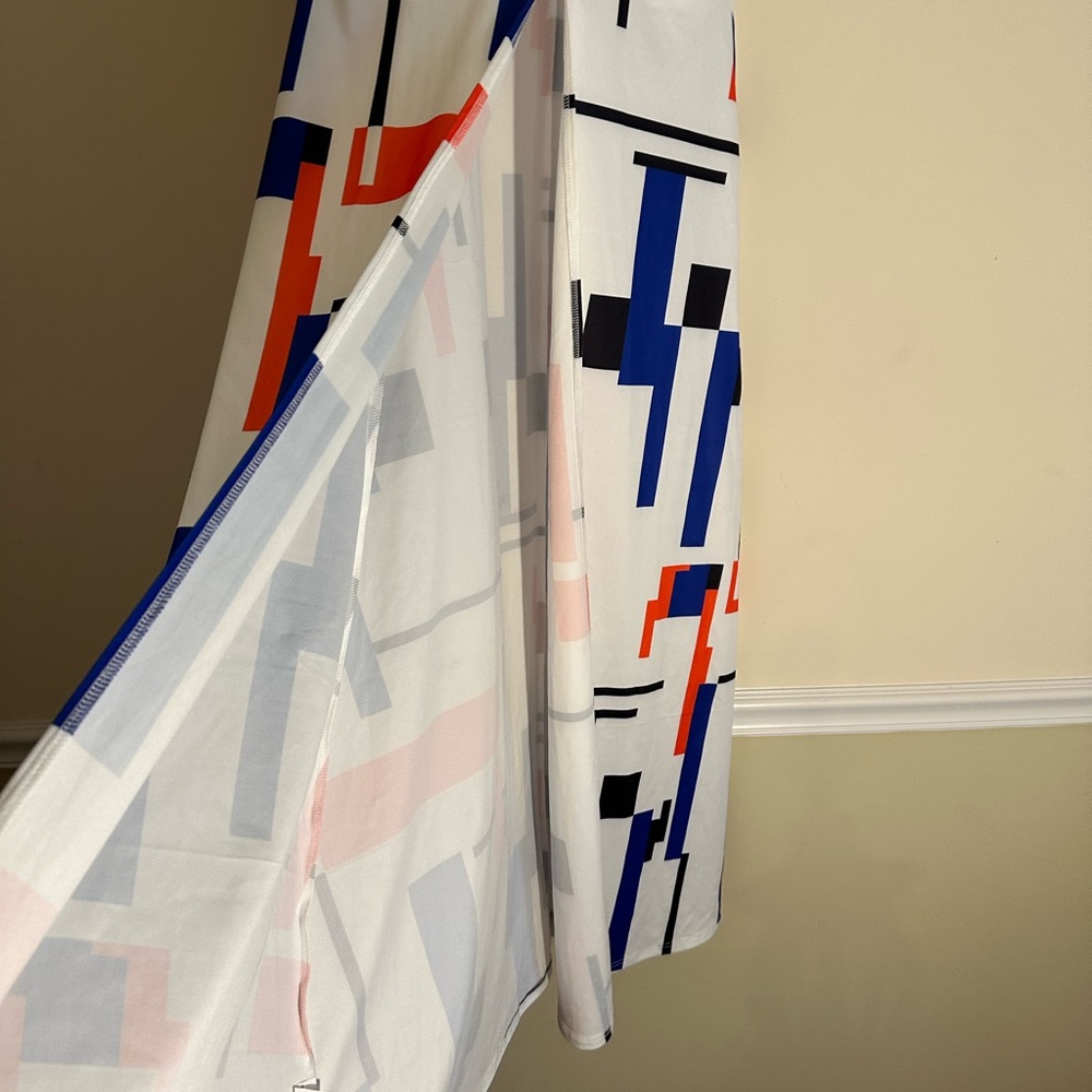 Top - Picture 3 of 3